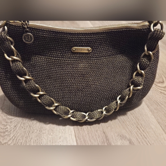 Eric Javits Brown Woven Shoulder Bag with Chain Strap - Picture 3 of 8